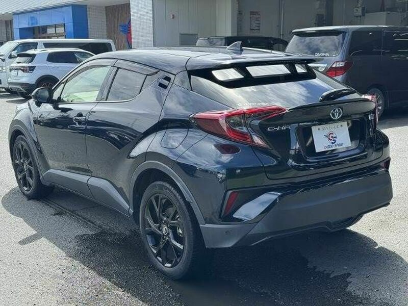 C-HR-16