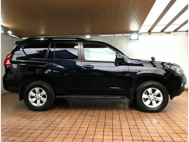 LAND CRUISER PRADO-6