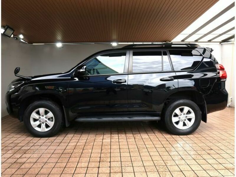 LAND CRUISER PRADO-7