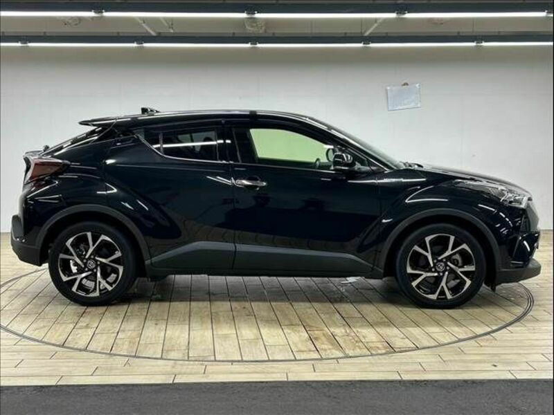 C-HR-17