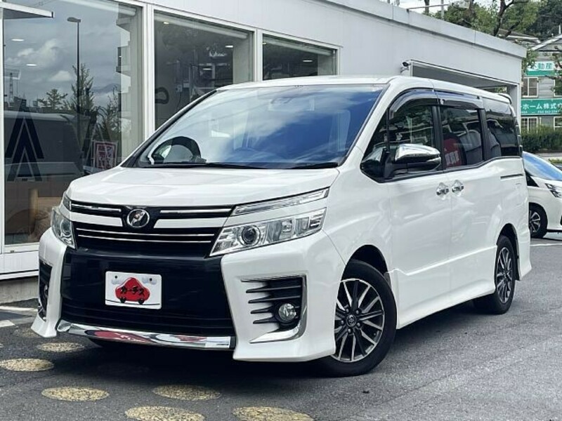 TOYOTA　VOXY