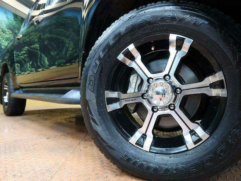HILUX
