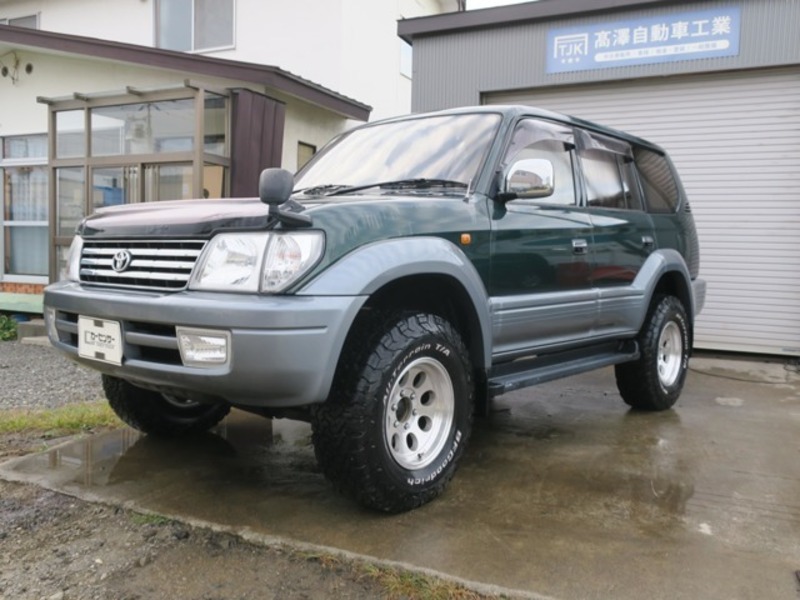 TOYOTA　LAND CRUISER PRADO