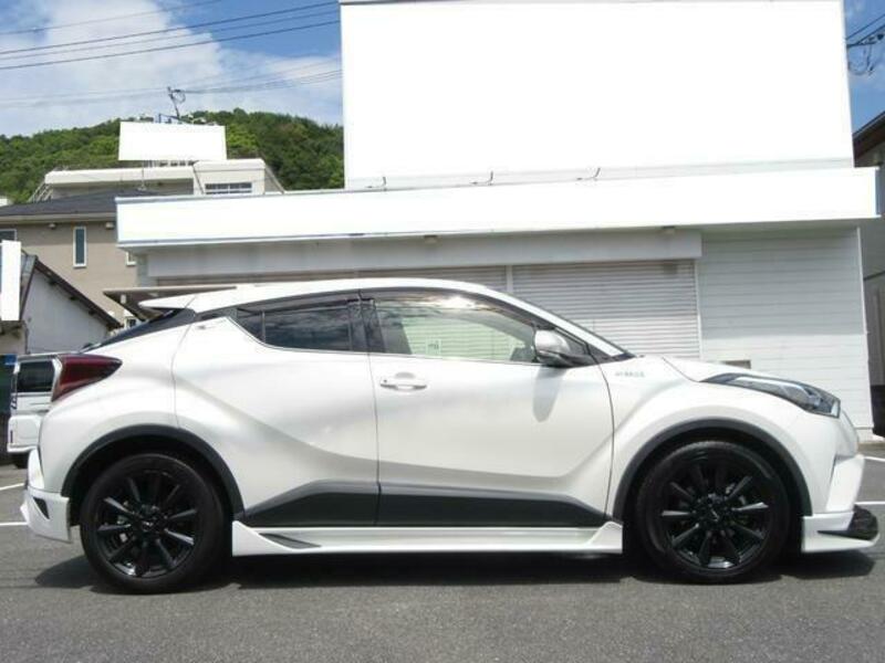 C-HR-13