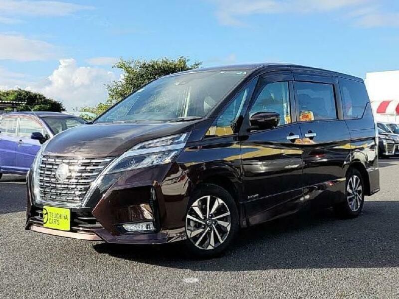 NISSAN　SERENA