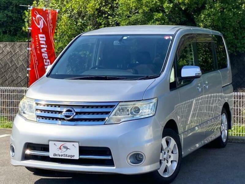 NISSAN　SERENA