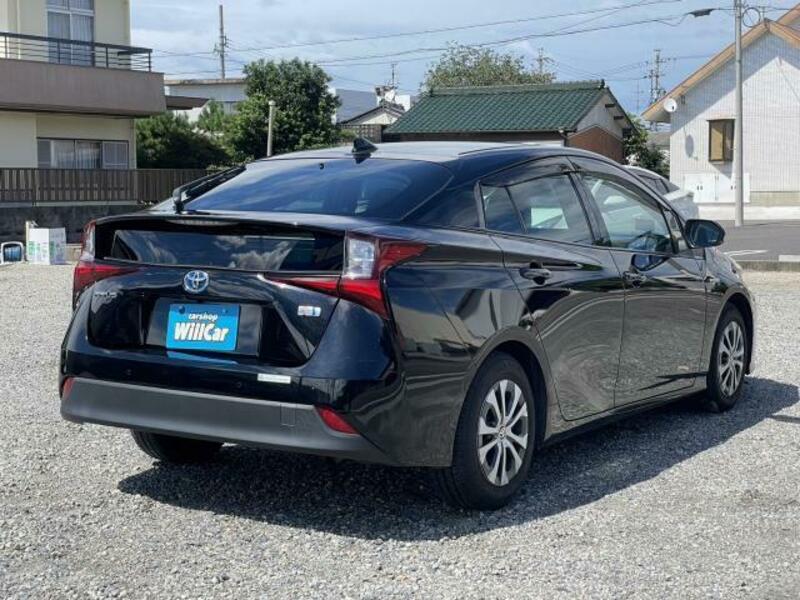 PRIUS-13