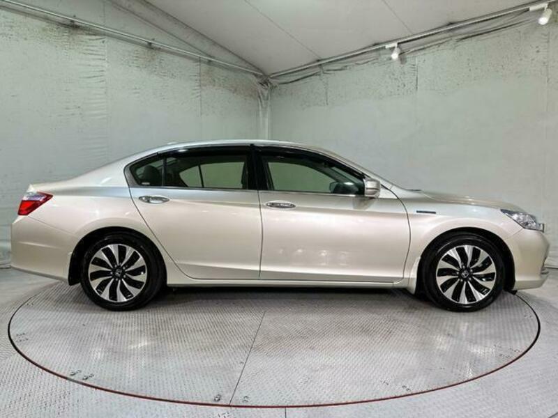 ACCORD HYBRID-13