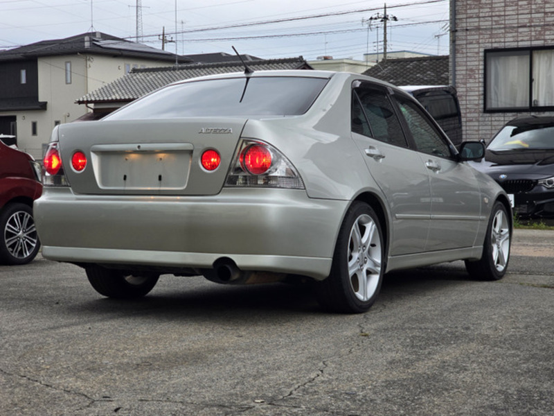 ALTEZZA-4