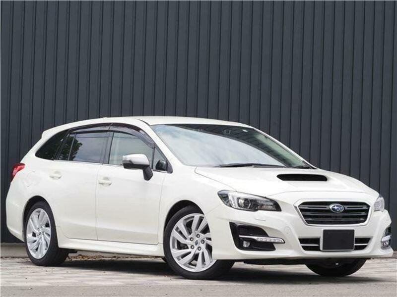 SUBARU　LEVORG