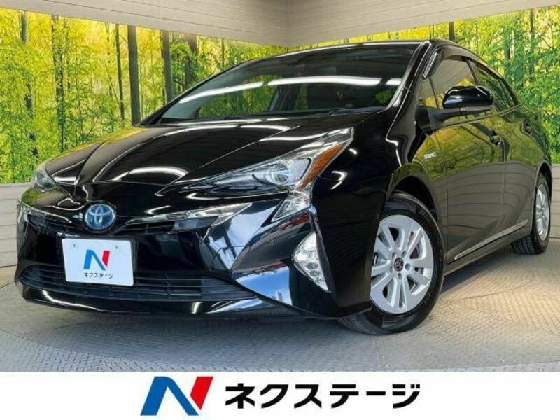 TOYOTA　PRIUS