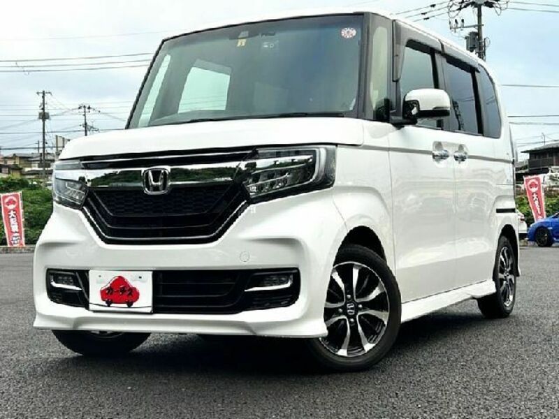 HONDA　N BOX CUSTOM