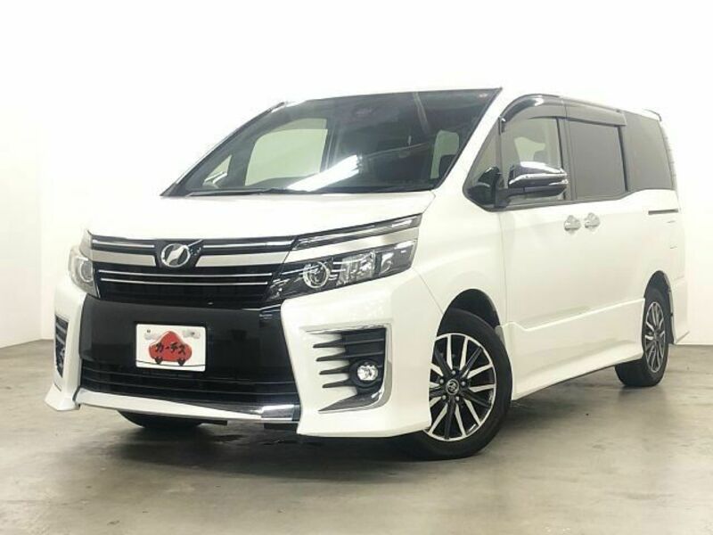 TOYOTA　VOXY