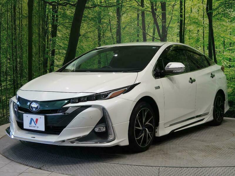 PRIUS PHV