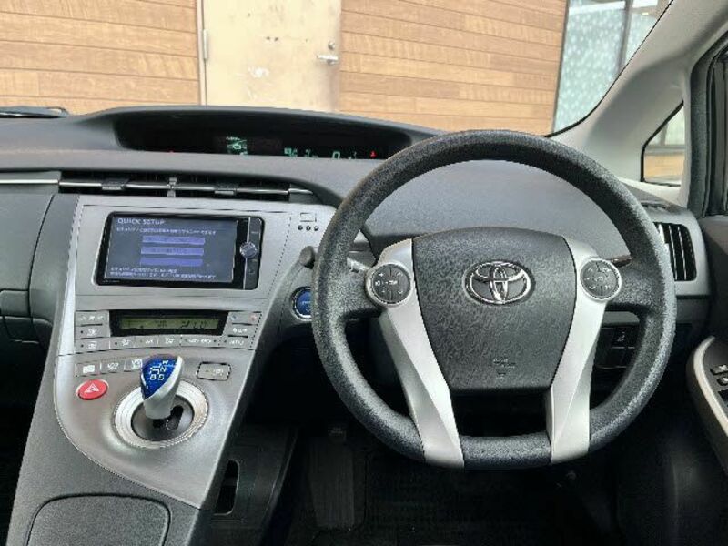 PRIUS-1