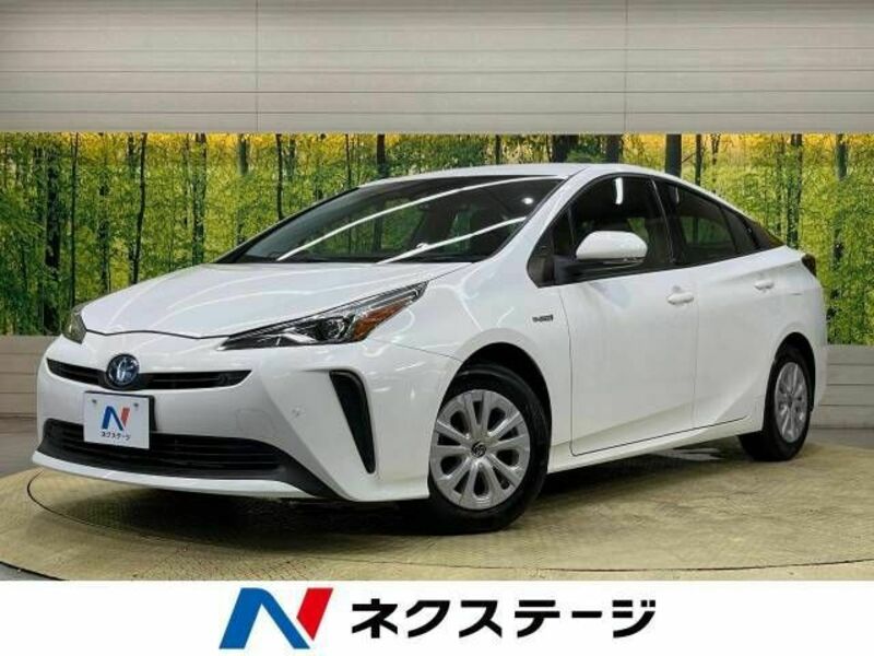 TOYOTA　PRIUS