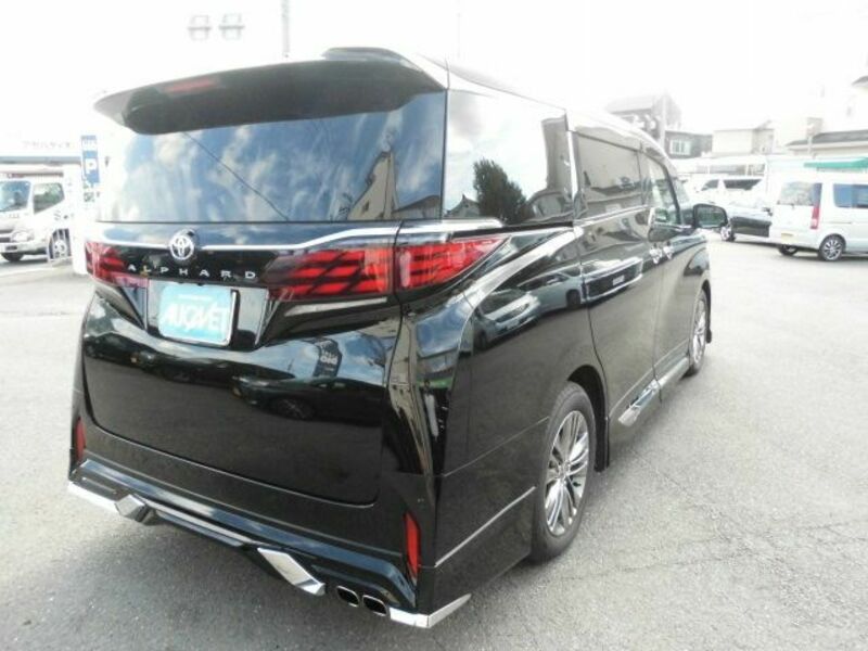 ALPHARD-4