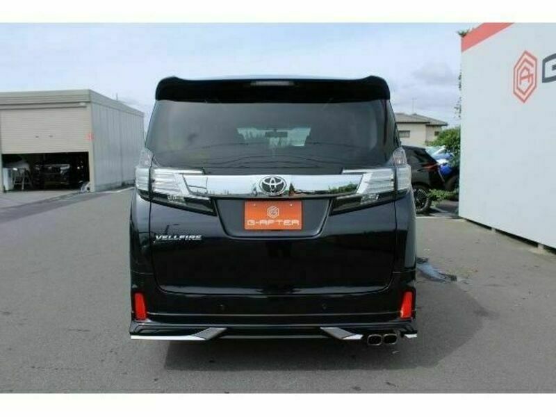 VELLFIRE-7