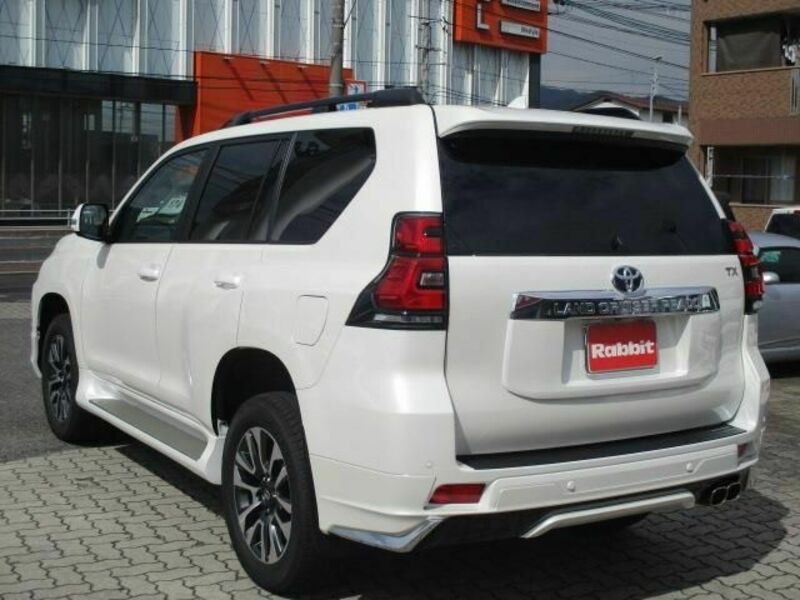 LAND CRUISER PRADO-15