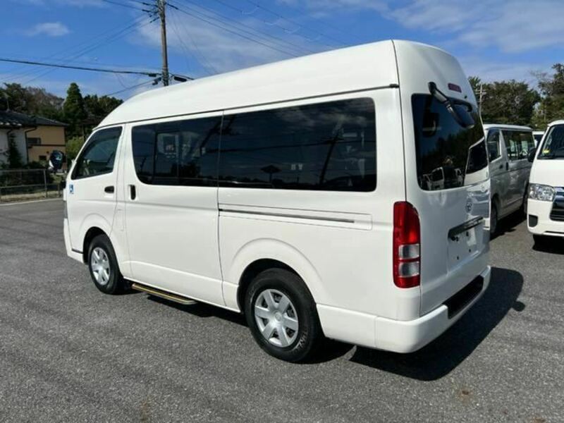 HIACE VAN-4