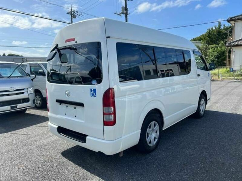 HIACE VAN-6