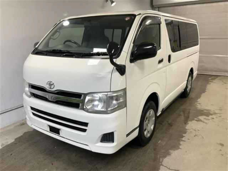 HIACE VAN