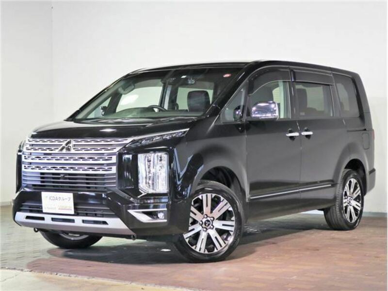 MITSUBISHI　DELICA D5