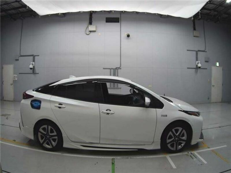 PRIUS PHV-2