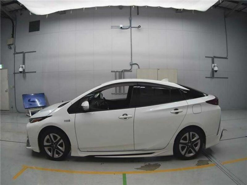 PRIUS PHV-3