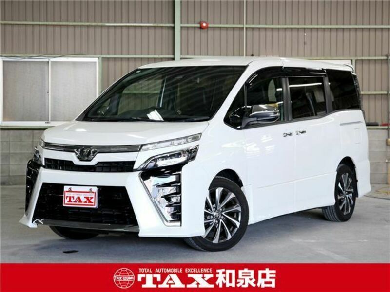 TOYOTA　VOXY