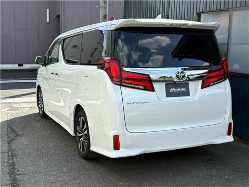 ALPHARD-1