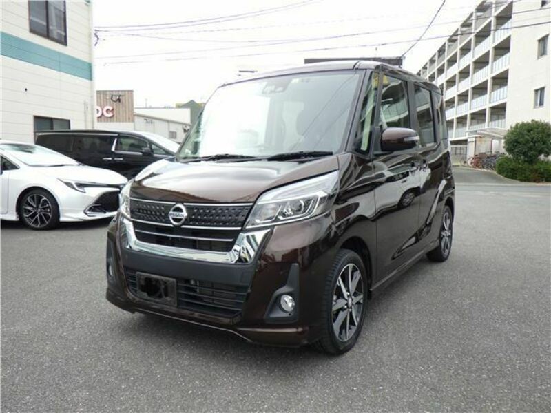 NISSAN　DAYZ ROOX