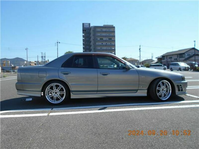 SKYLINE-7