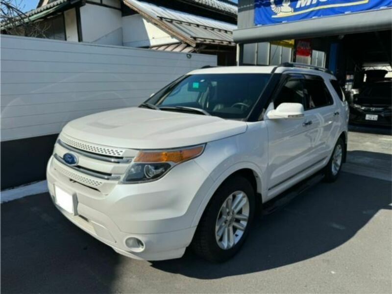 FORD　EXPLORER