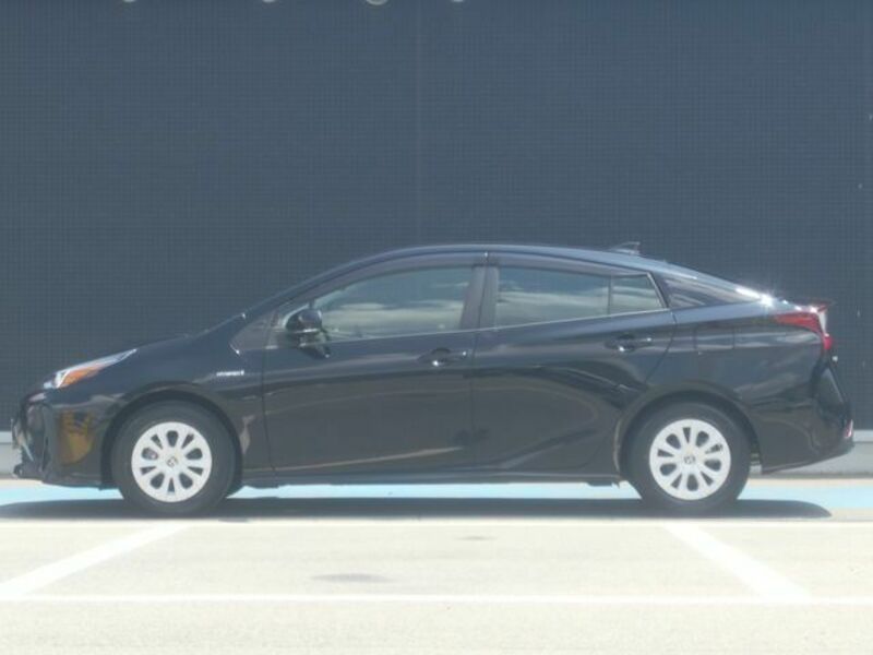 PRIUS-16