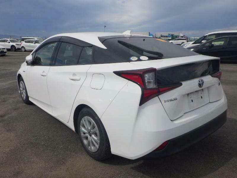 PRIUS-8