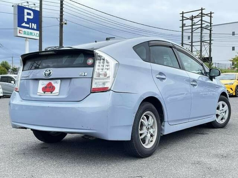 PRIUS-2