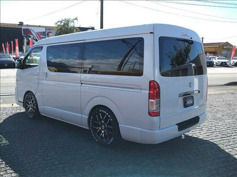 HIACE-1