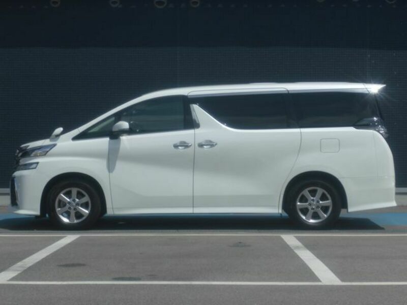 VELLFIRE-16