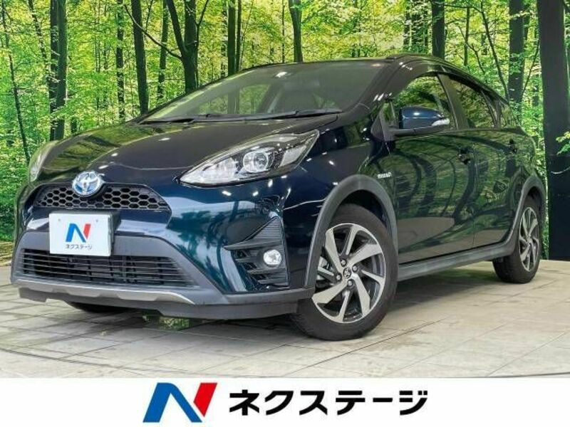 TOYOTA　AQUA