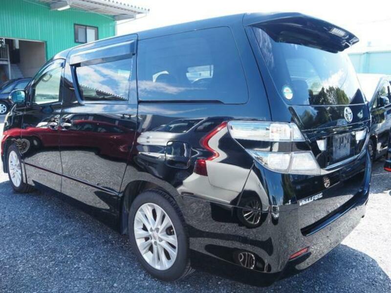 VELLFIRE-7