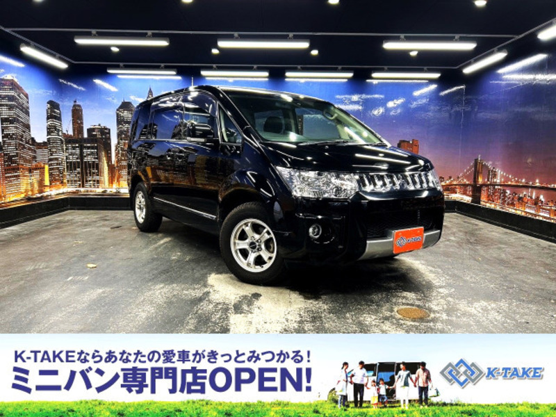 MITSUBISHI　DELICA D5