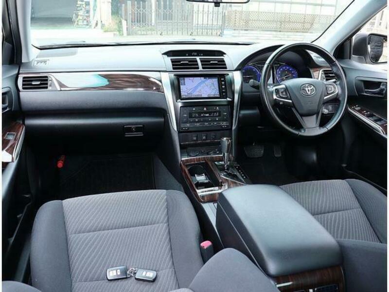 CAMRY-5