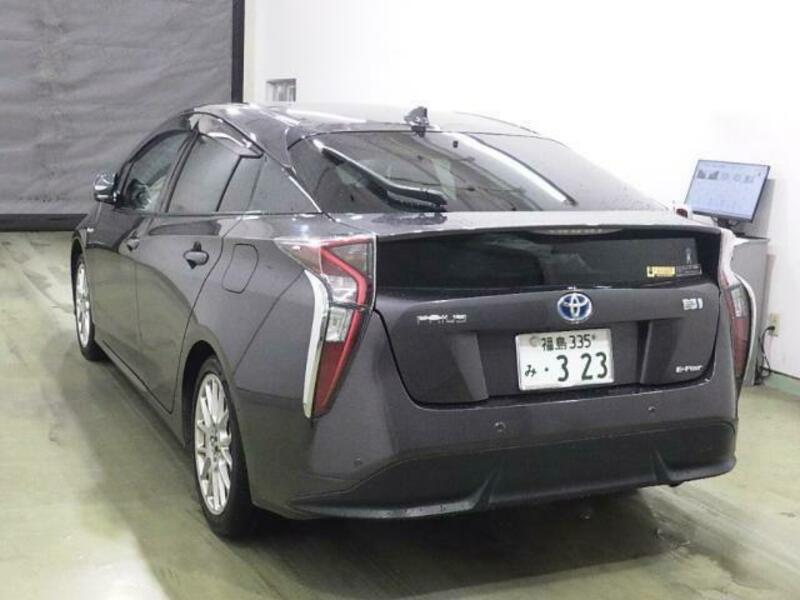 PRIUS-1