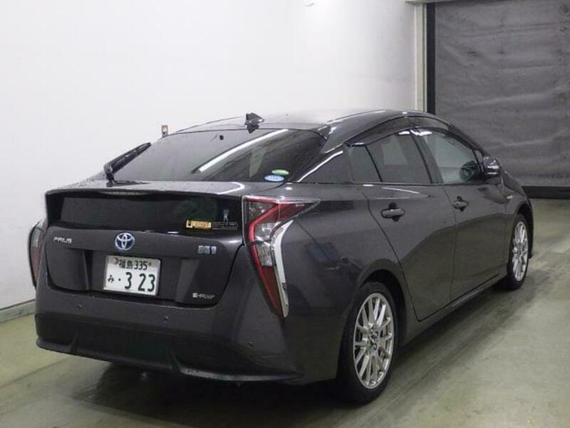 PRIUS-3