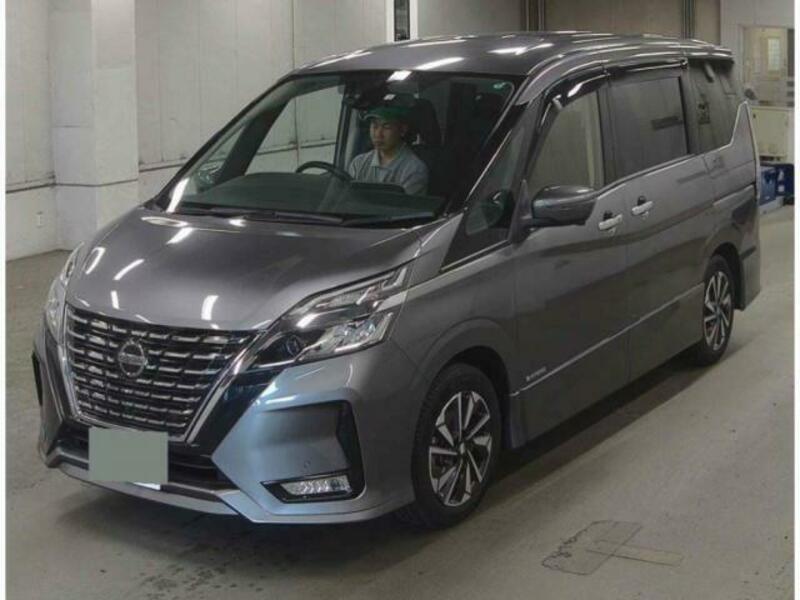 NISSAN　SERENA