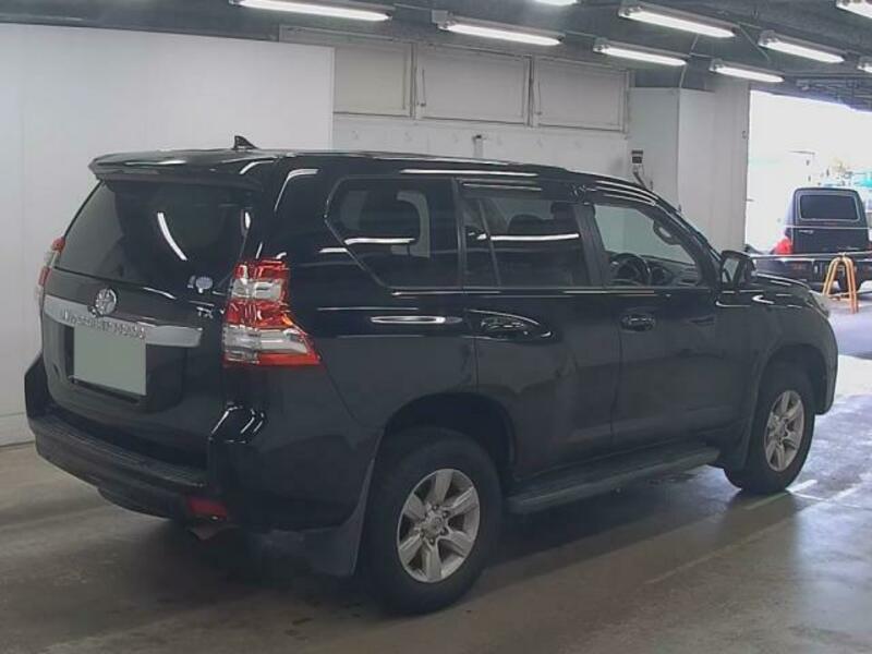 LAND CRUISER PRADO-1