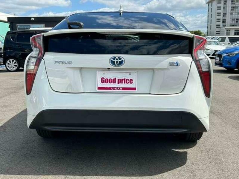 PRIUS-1