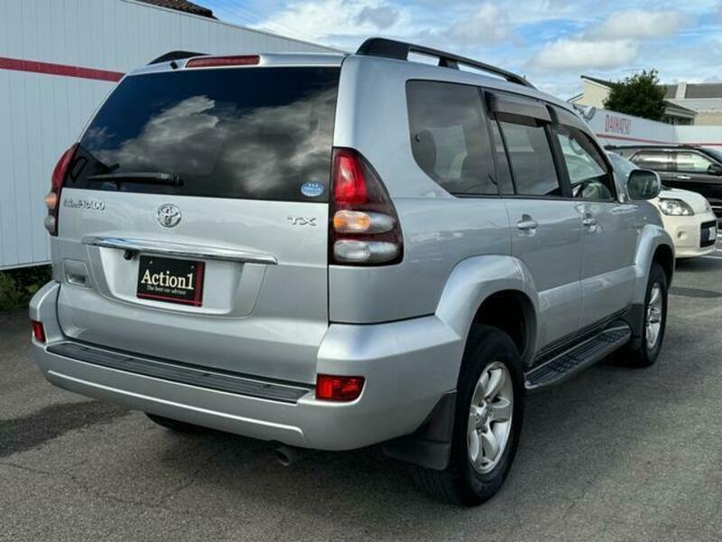 LAND CRUISER PRADO-19