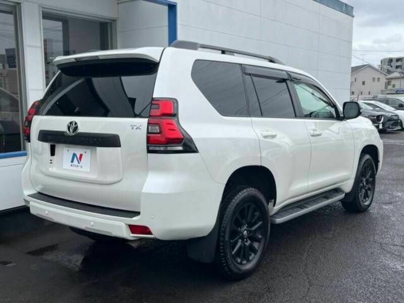 LAND CRUISER PRADO-18